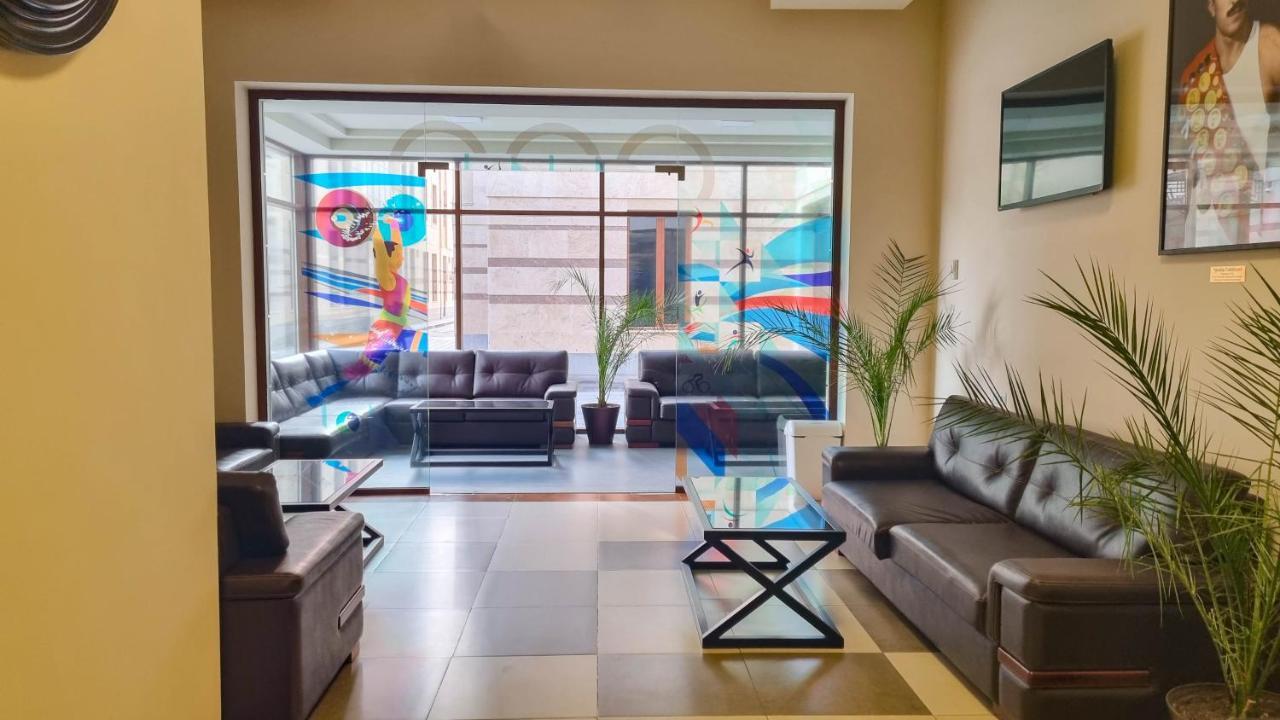 Olympavan Hotel Yerevan Bagian luar foto