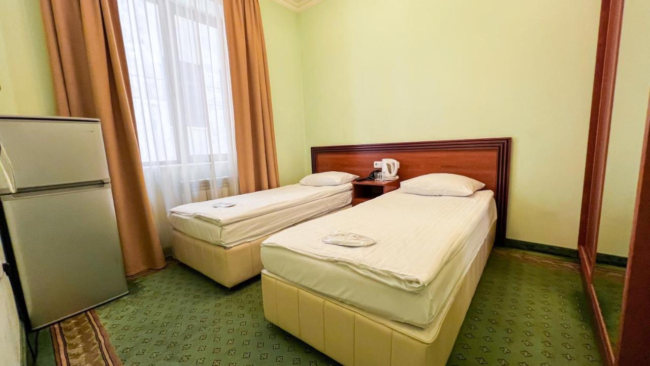 Olympavan Hotel Yerevan Bagian luar foto